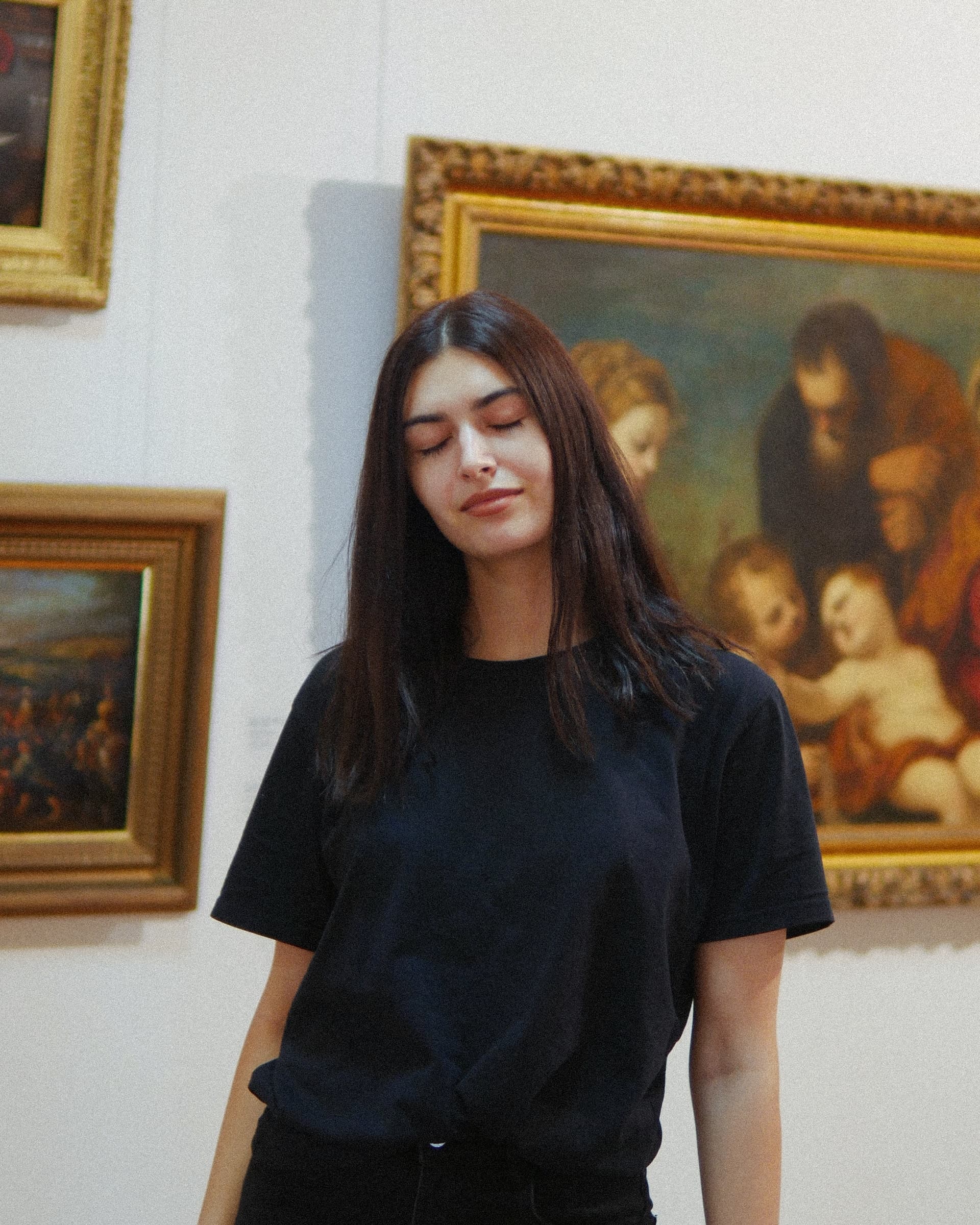 gallery-item